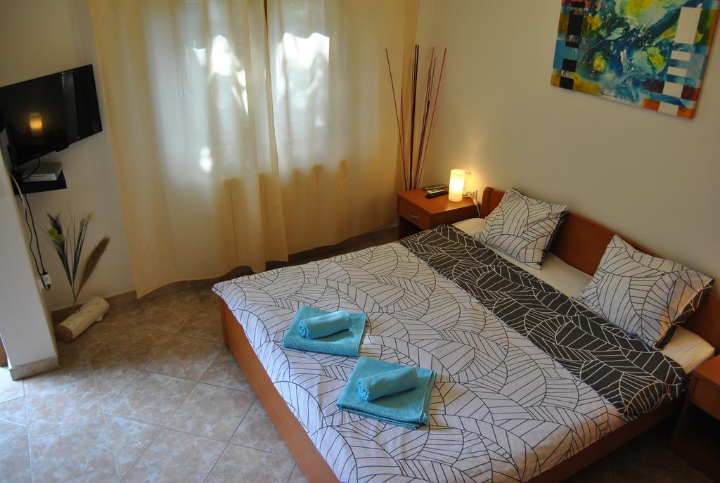 Apartments & Studio Matan روفينج المظهر الخارجي الصورة