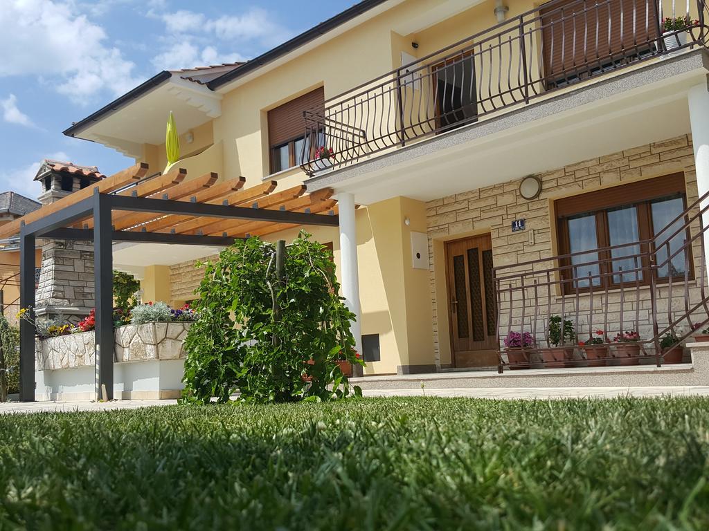 Apartments & Studio Matan روفينج المظهر الخارجي الصورة